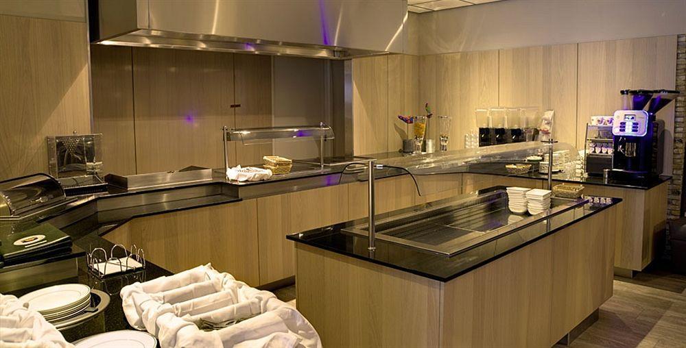 Hotel De Naaldhof Oss Ngoại thất bức ảnh