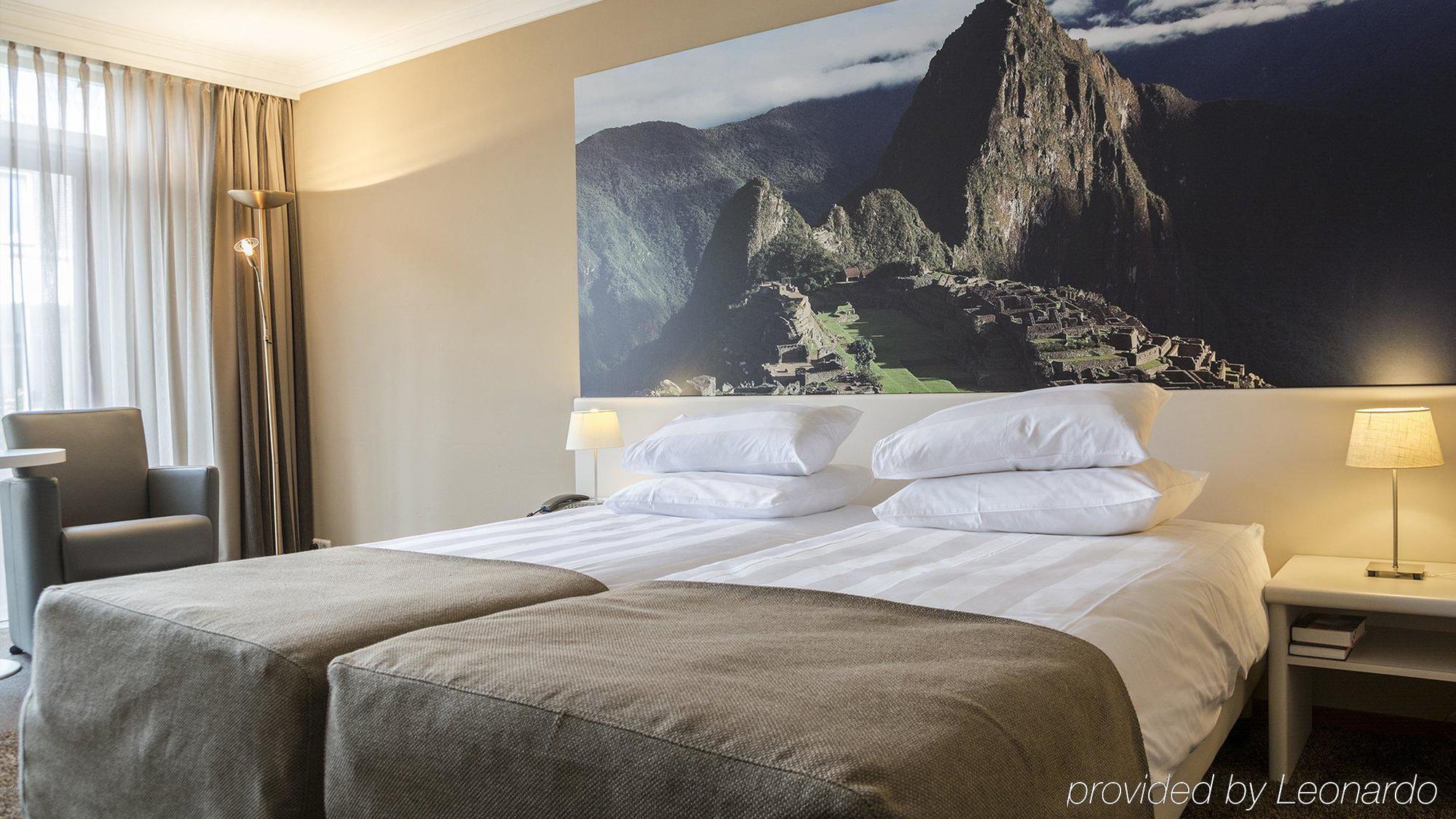 Hotel De Naaldhof Oss Ngoại thất bức ảnh